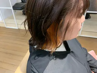 ミディアム カラー 山下 加織のヘアスタイル