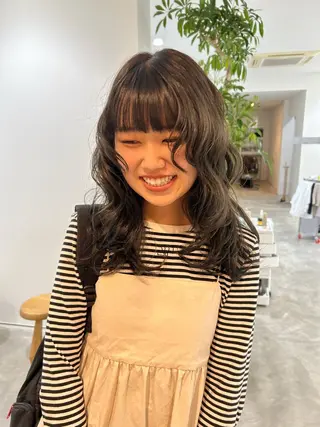 セミロング Tommy所属・平田 知優のヘアスタイル