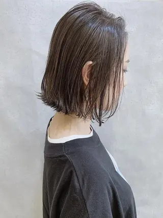 ショート カラー MOU namba ムウナンバのヘアスタイル