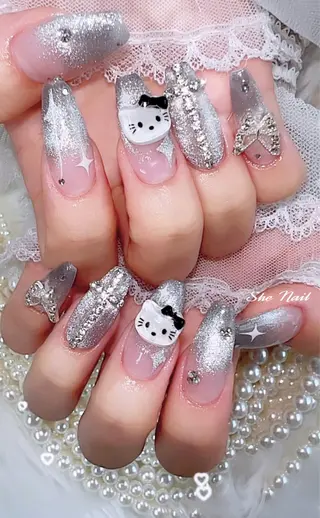 ネイル She   Nail所属・ISA_ BELLAのネイルデザイン