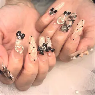 ネイル RE💟N.NAIL ラテン系お姉さんのネイルデザイン