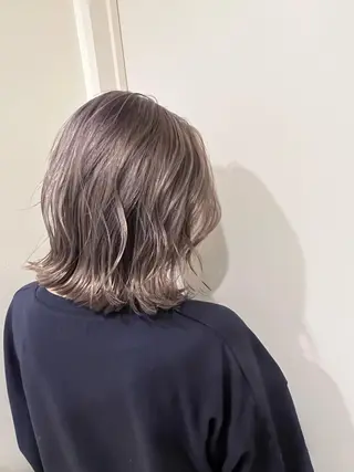 ミディアム カラー 🔥ハイトーンカラー ギャルNAOKI🔥のヘアスタイル