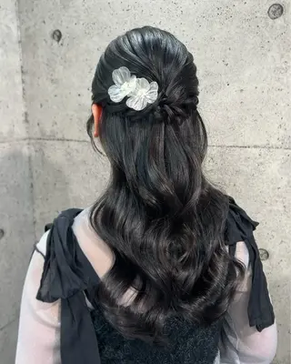 ヘアアレンジ ヘアメイク/髪質改善 🎀Moeri🎀のヘアスタイル