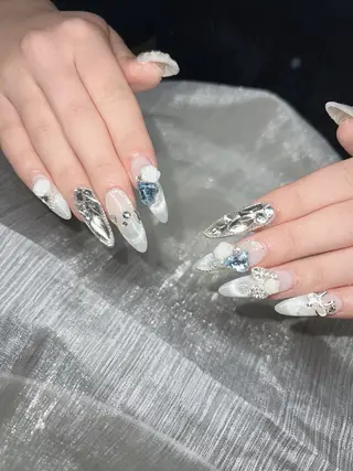 ネイル Lee Nailsのネイルデザイン