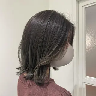 セミロング カラー Rene'所属・当日予約⭕️ yuriのヘアスタイル