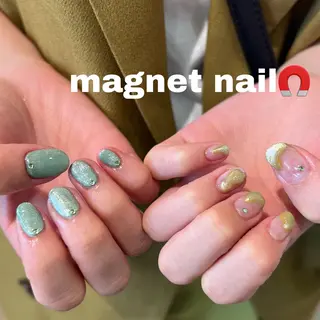 ネイル 暖色ｶﾗｰ/ﾚｲﾔｰ ｶｯﾄ/Yunaのヘアスタイル