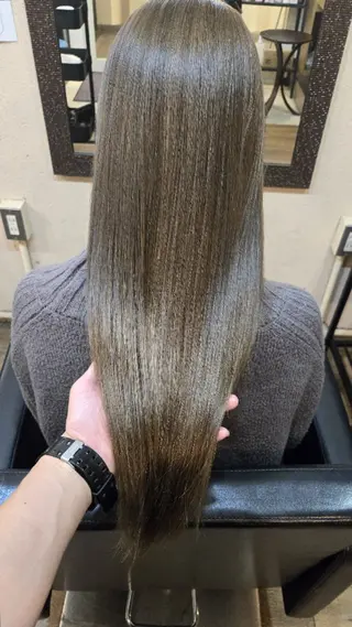 カラー SevenQuarter所属・セブン クォーターのヘアスタイル