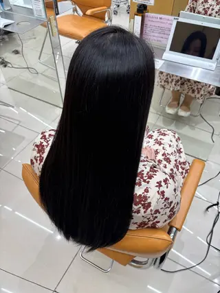 ロング 🌙髪質改善カラー Momoka🦋のヘアスタイル