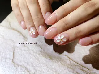 ネイル 伊藤 美里のネイルデザイン