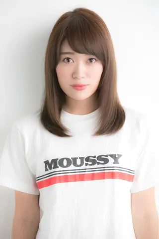 ミディアム コテ巻き風パーマ💛 池袋のヘアスタイル