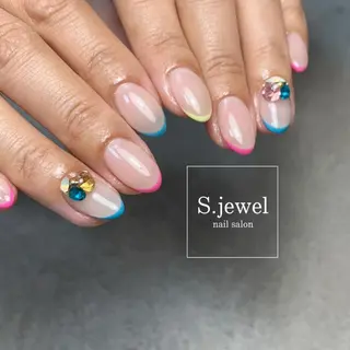 ネイル S♡JEWEL所属・S. JEWELのネイルデザイン