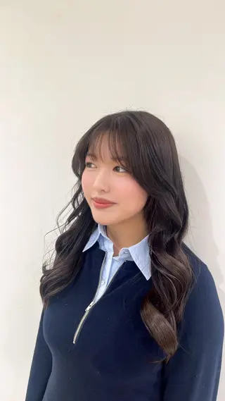 ロング カラー なかの ももかのヘアスタイル