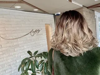 ミディアム カラー 田中 鉄雄のヘアスタイル