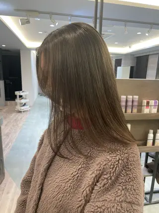 セミロング ♡似合わせハイトーン ♡maiのヘアスタイル