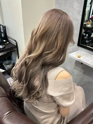 ロング 池袋/カラー特化🎨 ロング料金なし🩵のヘアスタイル