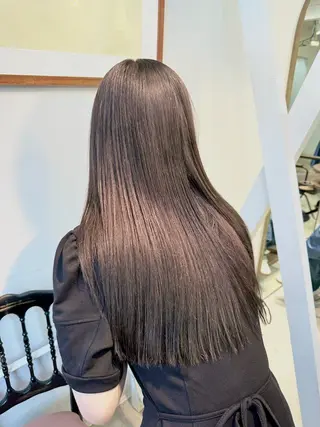 セミロング カラー kai .のヘアスタイル