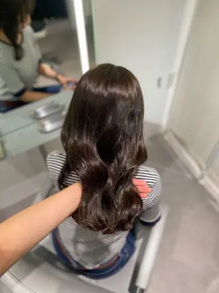 ミディアム 川村 歩夏のヘアスタイル