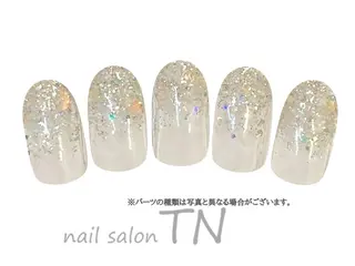 ネイル 矢川 まどかのネイルデザイン