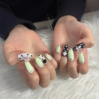 ネイル LAVISH manaのネイルデザイン