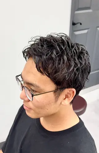 ショート メンズ 渡部 優輝のヘアスタイル