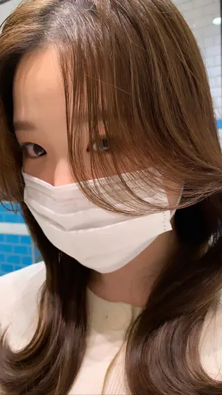 ミディアム カラー 新宿/韓国レイヤー 髪質改善カラー/角所のヘアスタイル