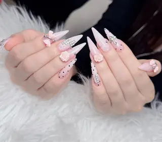 ネイル Lenie Nail Salonのネイルデザイン