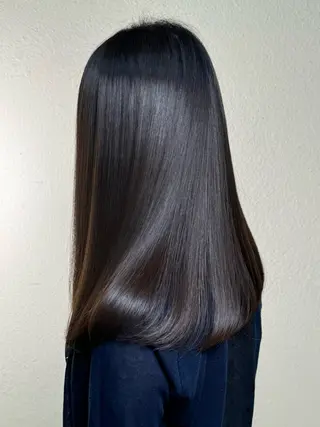 セミロング DEARiUM所属・DEARiUM店長 小出真由のヘアスタイル