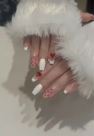 ネイル Lyna 池袋のネイルデザイン