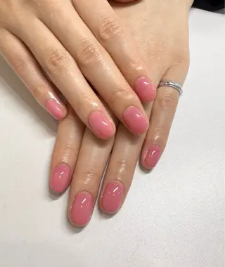 ネイル Blue Reef 四谷三丁目所属・たかの はづきのネイルデザイン