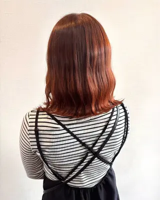 ミディアム カラー 𝐤𝐲𝐨𝐤𝐚 🌿‬のヘアスタイル