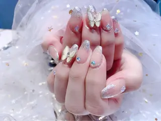 ネイル VIVIAN リサのネイルデザイン