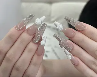 ネイル Yuna NAILSのネイルデザイン