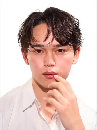 ショート パーマ MEN'S salon HYPE 三宮メンズカット/眉毛ワックス/【メンズサロン　ハイプサンノミヤ】所属・本日空あり三宮駅1分 メンズサロンハイプのヘアスタイル