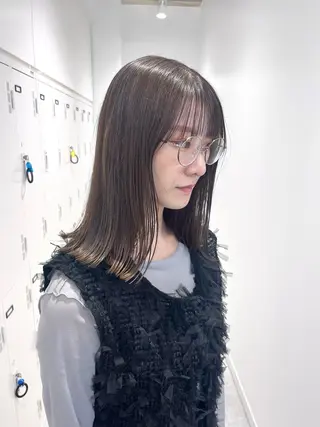 セミロング カラー レイヤーカット×艶髪 /Ayanaのヘアスタイル