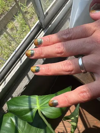 ネイル HuncH【ハンチ】 horoiwaのネイルデザイン