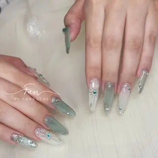 ネイル 🌻FAN'S STUDIO池袋🌻のネイルデザイン