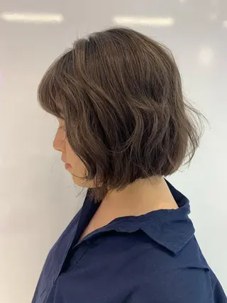 ショート カラー ハッシュカット/ハイ トーン/MANAMIのヘアスタイル