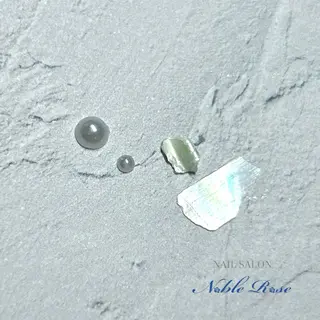 ネイル Noble Rose🥀のネイルデザイン