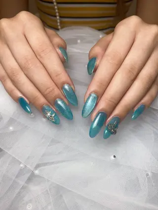 ネイル 山口 彩子のネイルデザイン