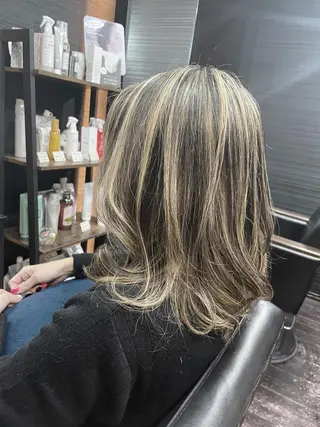 ミディアム カラー VERONIQUE所属・山本 雅由のヘアスタイル