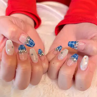 ネイル nail salon e'mu💐のネイルデザイン