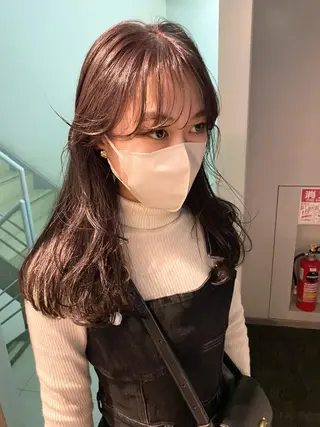 セミロング カラー パーマ ヘアアレンジ 髪と音処　マトぺ所属・デザインカラー/ボブ ブリーチカラー/ユリのヘアスタイル