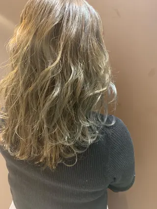 セミロング カラー ヘアアレンジ きむえり/髪質改善 /セット/カラーのヘアスタイル