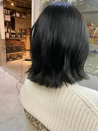 セミロング カラー お任せヘア☘️☘️ 及川渚のヘアスタイル