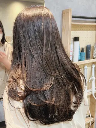 ロング カラー 中村 ひなたのヘアスタイル