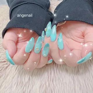 ネイル オーナーネイリスト MAKIのネイルデザイン