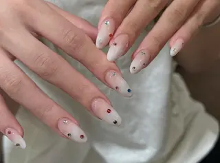 ネイル エ リのネイルデザイン