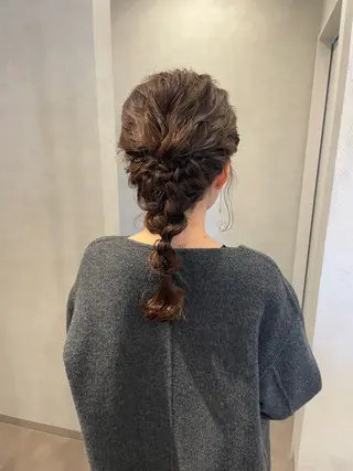 セミロング ヘアアレンジ Lita. hairdesign所属・kako ／透明感カラー🤍のヘアスタイル