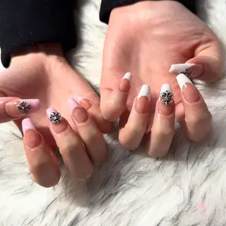 ロング mao .のネイルデザイン