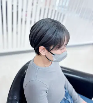 ショート カラー YURI ✨のヘアスタイル